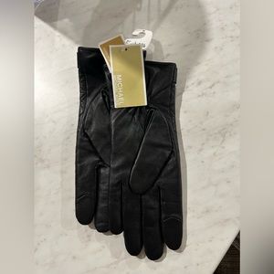 Michael Kors gloves